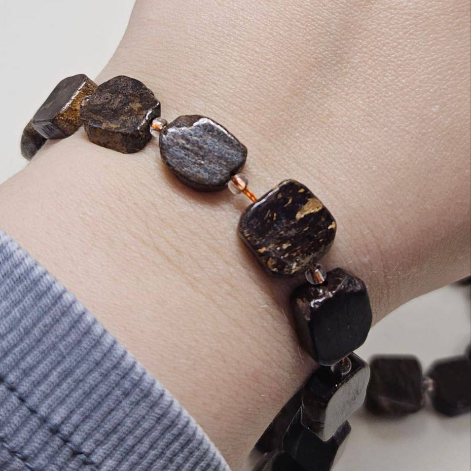 Бусины Бронзит размер 11*10мм натуральный камень
